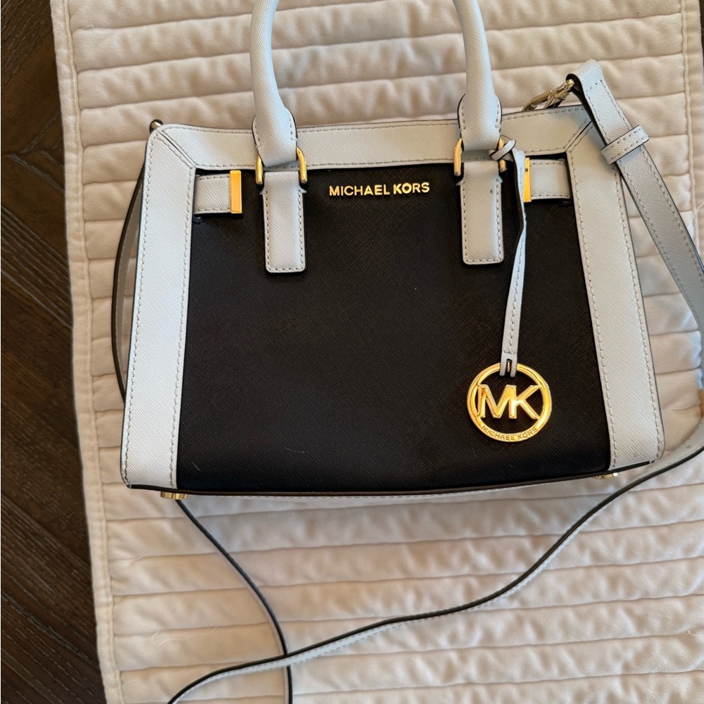Michael Kors Black and white bag